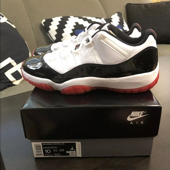 Air Jordan 11 Low Retro Concord Bred - Picture 4 of 7